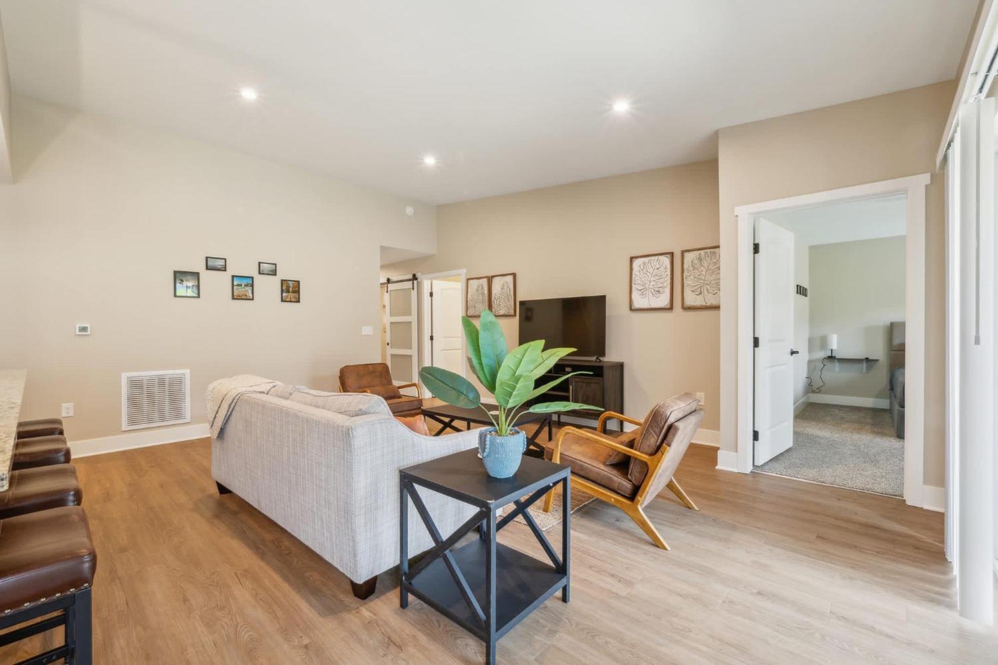 A Pet Friendly Cozy Condo In Traverse City Exterior photo