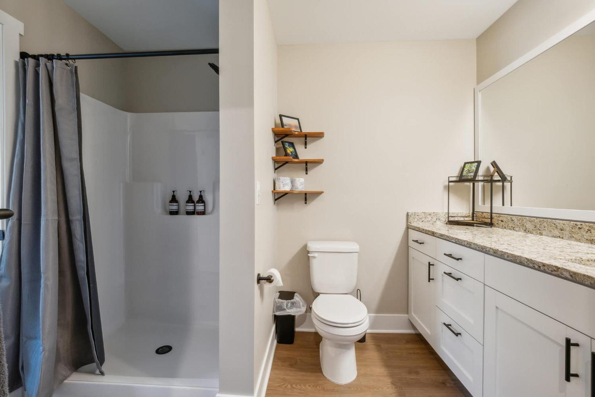 A Pet Friendly Cozy Condo In Traverse City Exterior photo