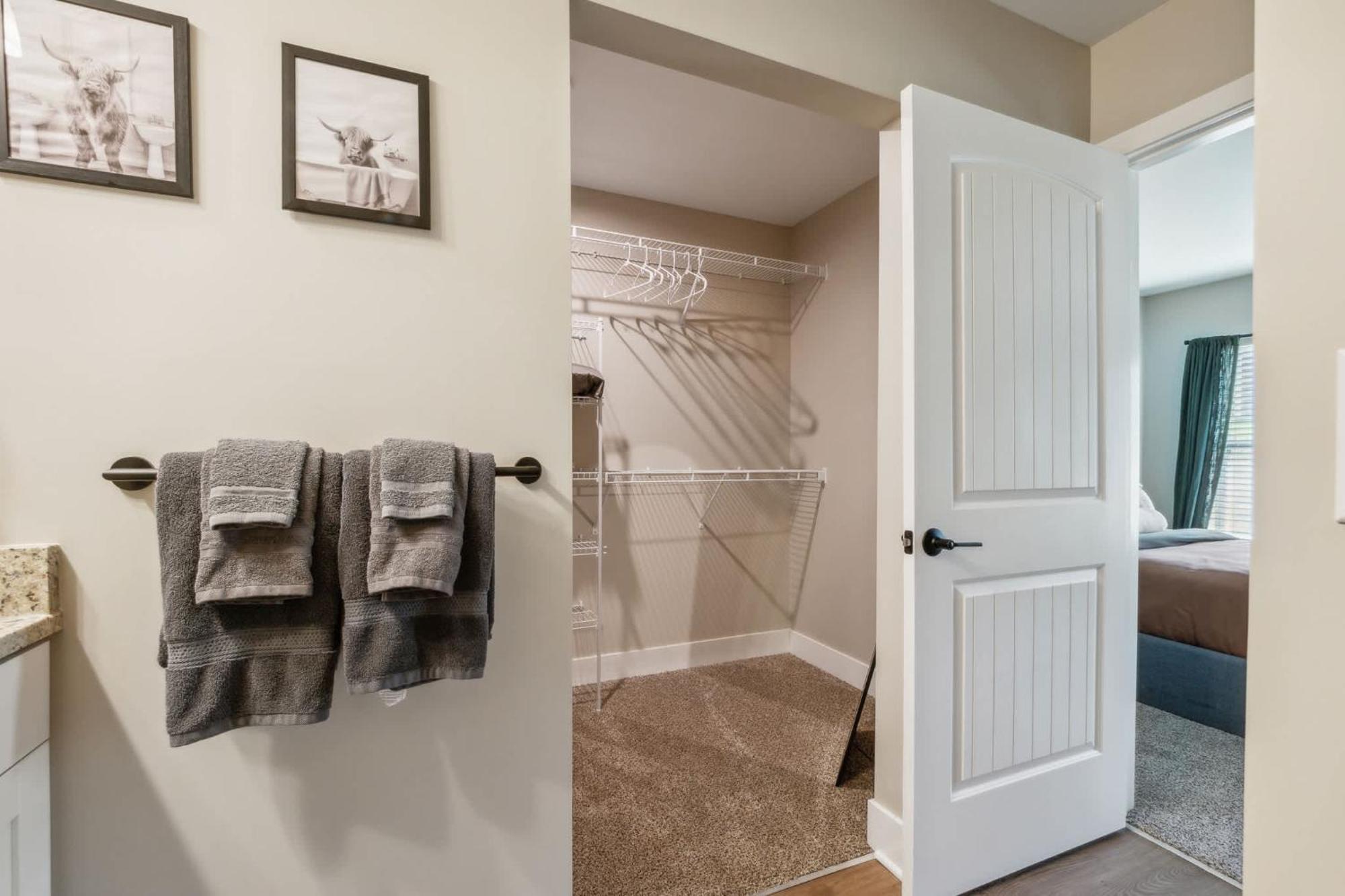 A Pet Friendly Cozy Condo In Traverse City Exterior photo